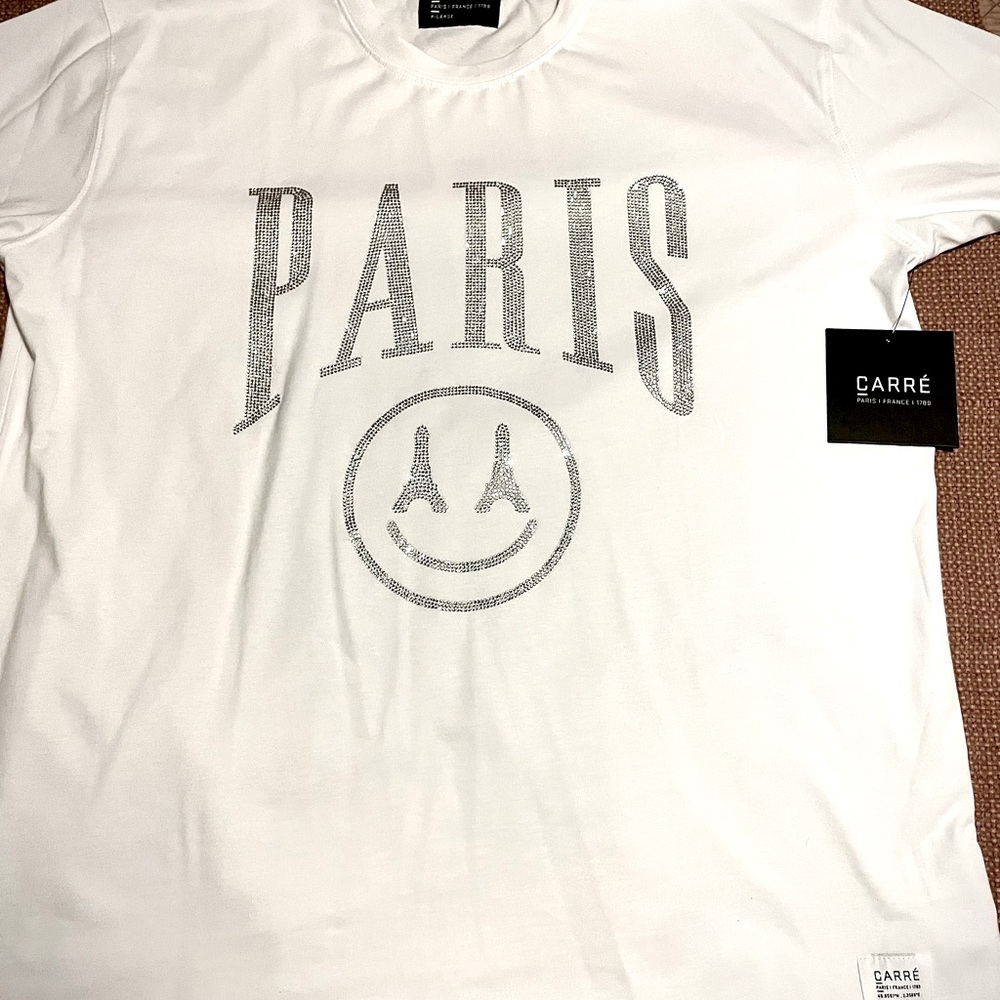 CAREÉ T-shirt.  100% cotton